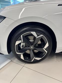 2025 SKODA
                Superb 195TSI Sportline