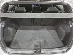 2023 Volkswagen Golf 110TSI R-Line