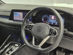 2023 Volkswagen Golf 110TSI R-Line