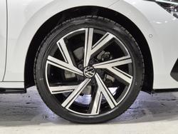 2023 Volkswagen Golf 110TSI R-Line