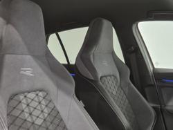 2023 Volkswagen Golf 110TSI R-Line