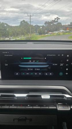 2025 LDV Terron 9 Evolve