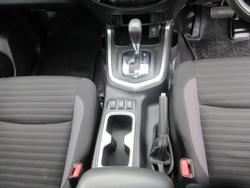 2022 Nissan Navara SL