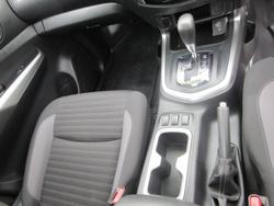 2022 Nissan Navara SL