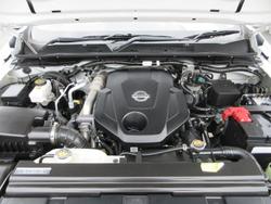 2022 Nissan Navara SL