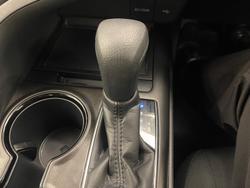 2024 Toyota Camry Ascent AXVA70R Glacier White