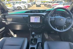 2025 Toyota Hilux Rogue 48V