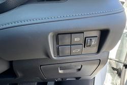 2025 Toyota
                Kluger GXL