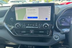 2025 Toyota
                Kluger GXL