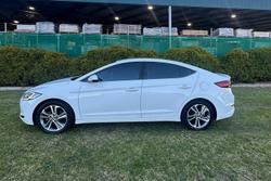 2018 Hyundai Elantra Elite