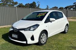 2016 Toyota Yaris Ascent