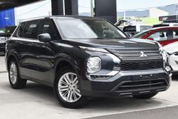 2024 Mitsubishi Outlander ES