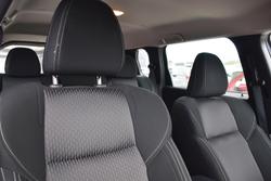 2024 Mitsubishi Outlander ES