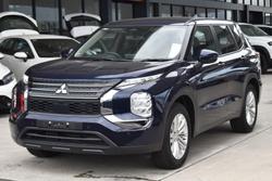 2023 Mitsubishi Outlander ES