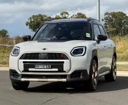 2025 MINI Countryman S Favoured