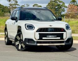2025 MINI Countryman S Favoured