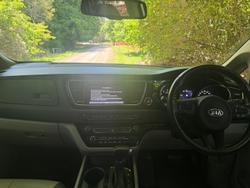 2018 Kia
                Carnival SLi