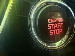 2018 Kia
                Carnival SLi