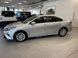 2023 Kia Cerato S