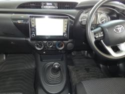 2022 Toyota
Hilux Workmate