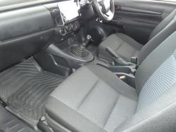 2022 Toyota
Hilux Workmate