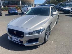 2016 Jaguar XE 25t R-Sport