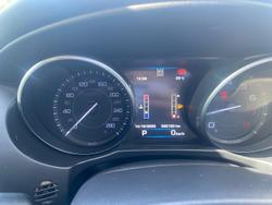 2016 Jaguar XE 25t R-Sport