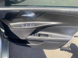 2016 Jaguar XE 25t R-Sport