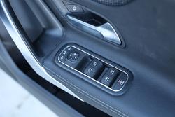 2018 MERCEDES-BENZ A200 2018 MERCEDES-BENZ A200  7 SP AUTO DUAL CLUTCH 5D HATCHBACK T4 