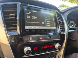 2022 Mitsubishi Pajero Sport GLS