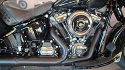 2025 Harley-davidson FLHC HERITAGE CLASSIC (117) Vivid Black