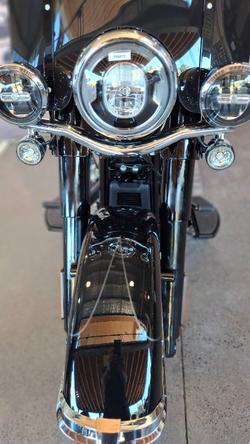 2025 Harley-davidson FLHC HERITAGE CLASSIC (117) Vivid Black