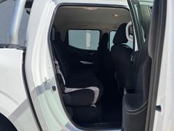2016 Nissan Navara ST D23 Series 2 4x2 Polar White