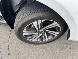 2025 Isuzu MU-X LS-T MY25.5 4X4 Dual Range Moonstone White