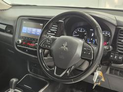 2019 Mitsubishi Outlander ES ZL MY19 AWD White