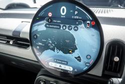 2025 MINI
Cooper S Favoured