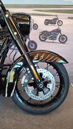 2025 Harley-davidson FLHRXS ROAD KING SPECIAL Vivid Black