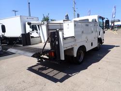 2018 ISUZU NLR 45-150 WHITE