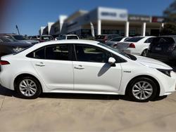 2021 Toyota Corolla Ascent Sport Hybrid ZWE211R Glacier White