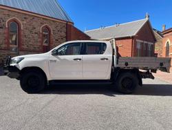 2019 Toyota Hilux SR