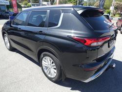 2023 Mitsubishi Outlander LS