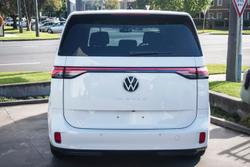 2025 Volkswagen ID. Buzz Pro BEV560