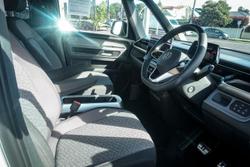 2025 Volkswagen ID. Buzz Pro BEV560