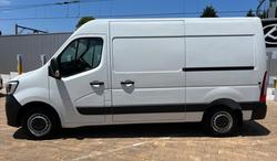 2025 Renault Master Pro 110kW