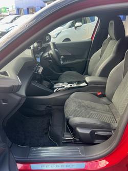 2025 Peugeot 2008 GT e-DCS Hybrid