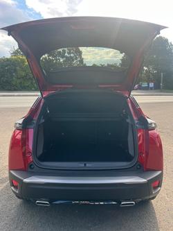 2025 Peugeot 2008 GT e-DCS Hybrid