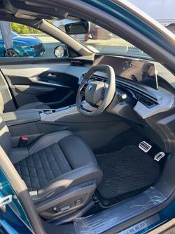 2025 Peugeot 5008 GT Premium e-DCS Hybrid