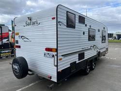 2015 Safari Caravans Delta 21