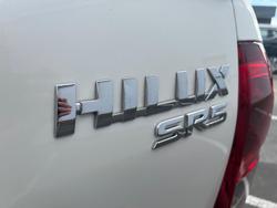 2020 Toyota Hilux SR5