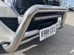 2020 Toyota Hilux SR5